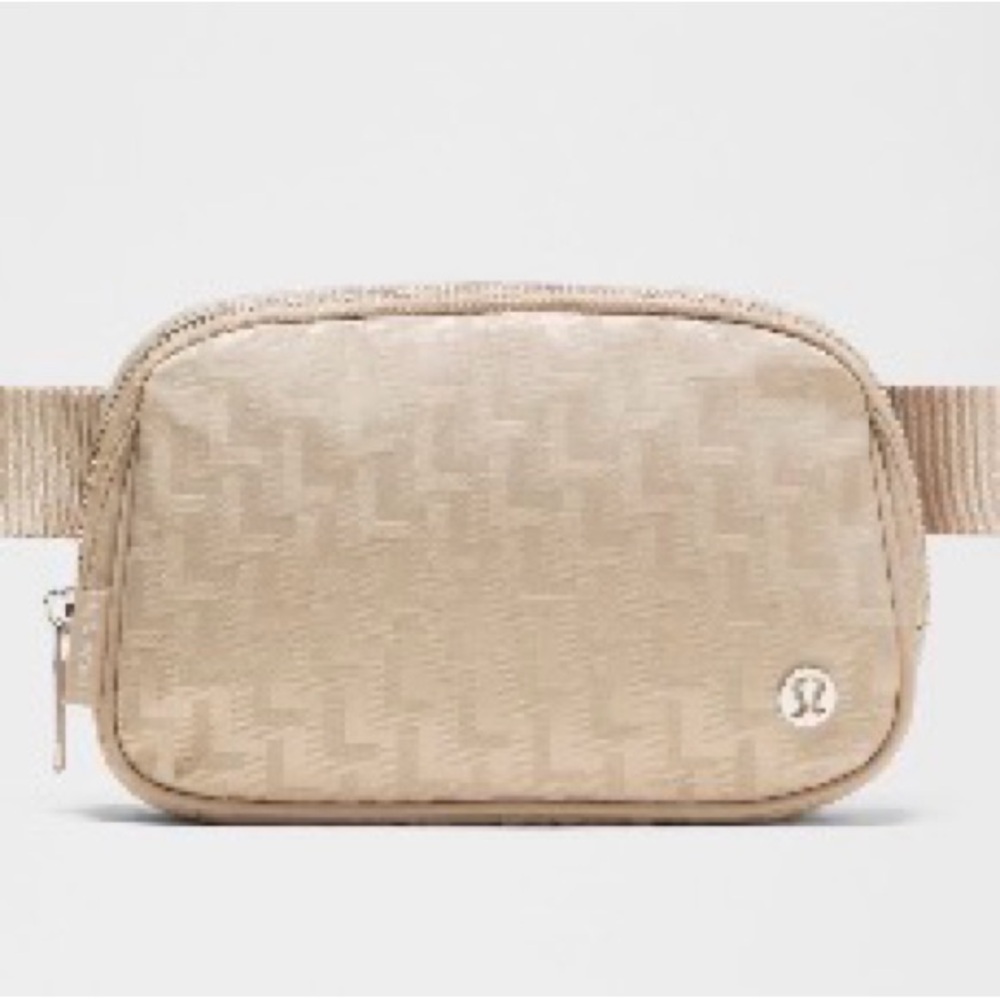 Lululemon Everywhere Belt Bag 1L Monogram Gold Spice Extended Strap
